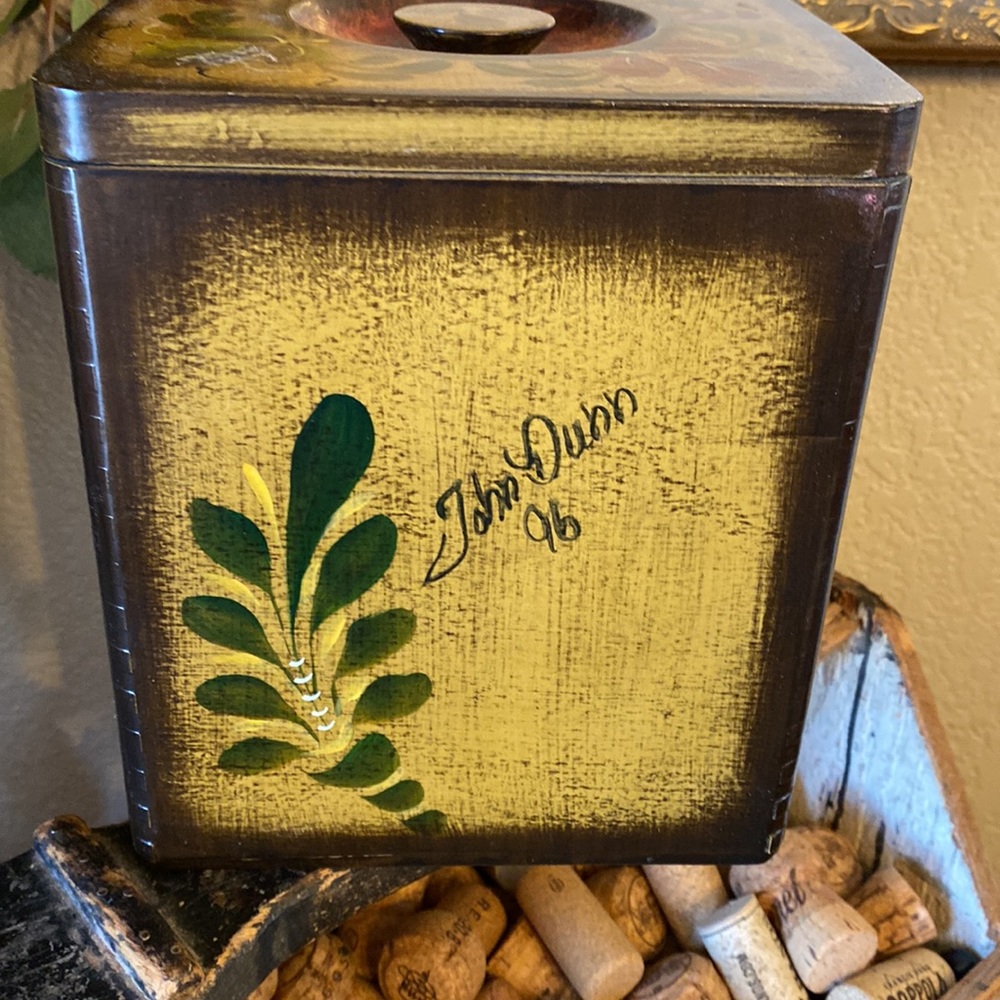 Vintage John Dunn hand sign folk art wood box - Picture 5 of 7